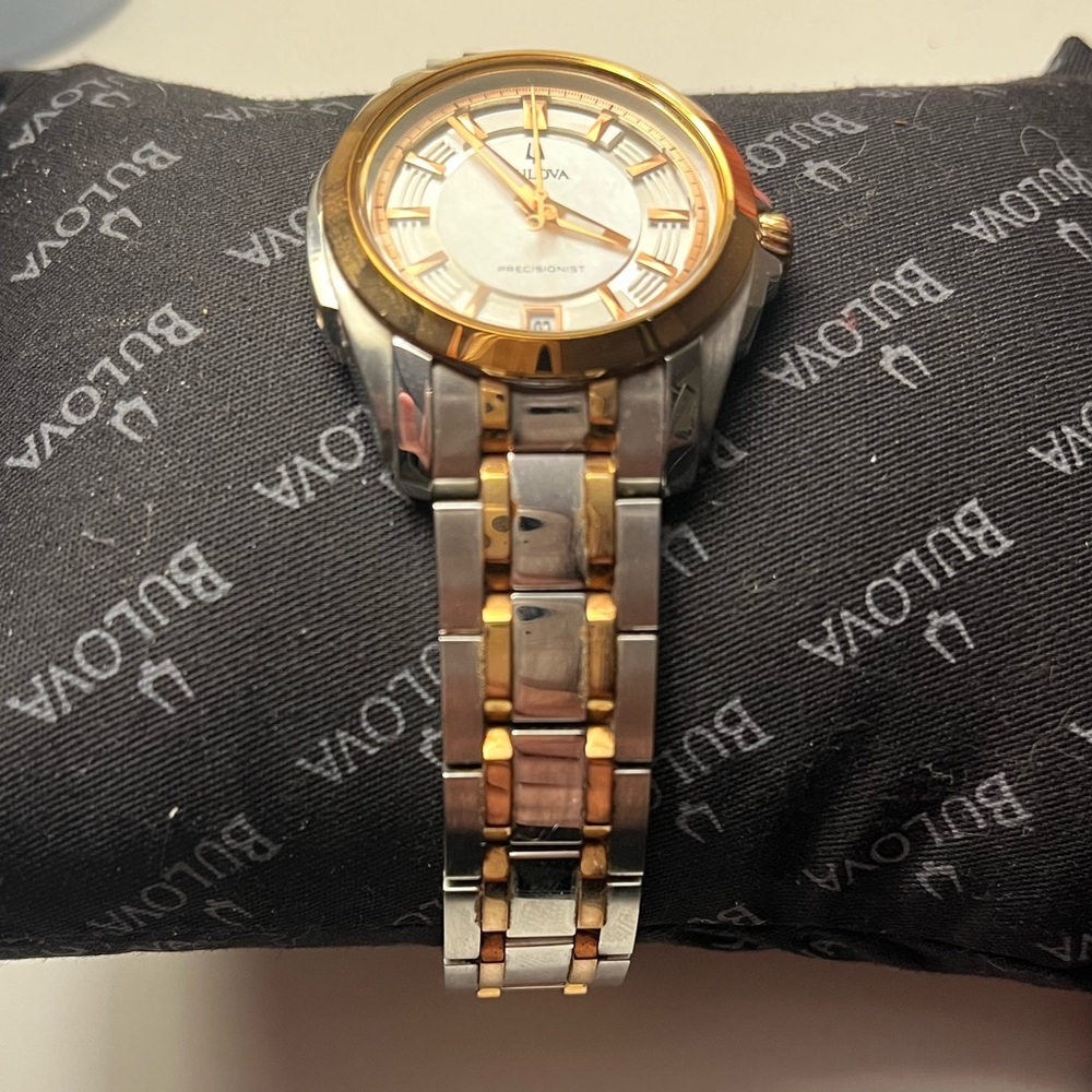 Bulova Precisionist Watch - Picture 7 of 8